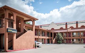 Econo Lodge Midtown Albuquerque